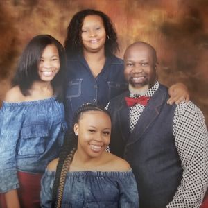 Meet your Posher, Charles